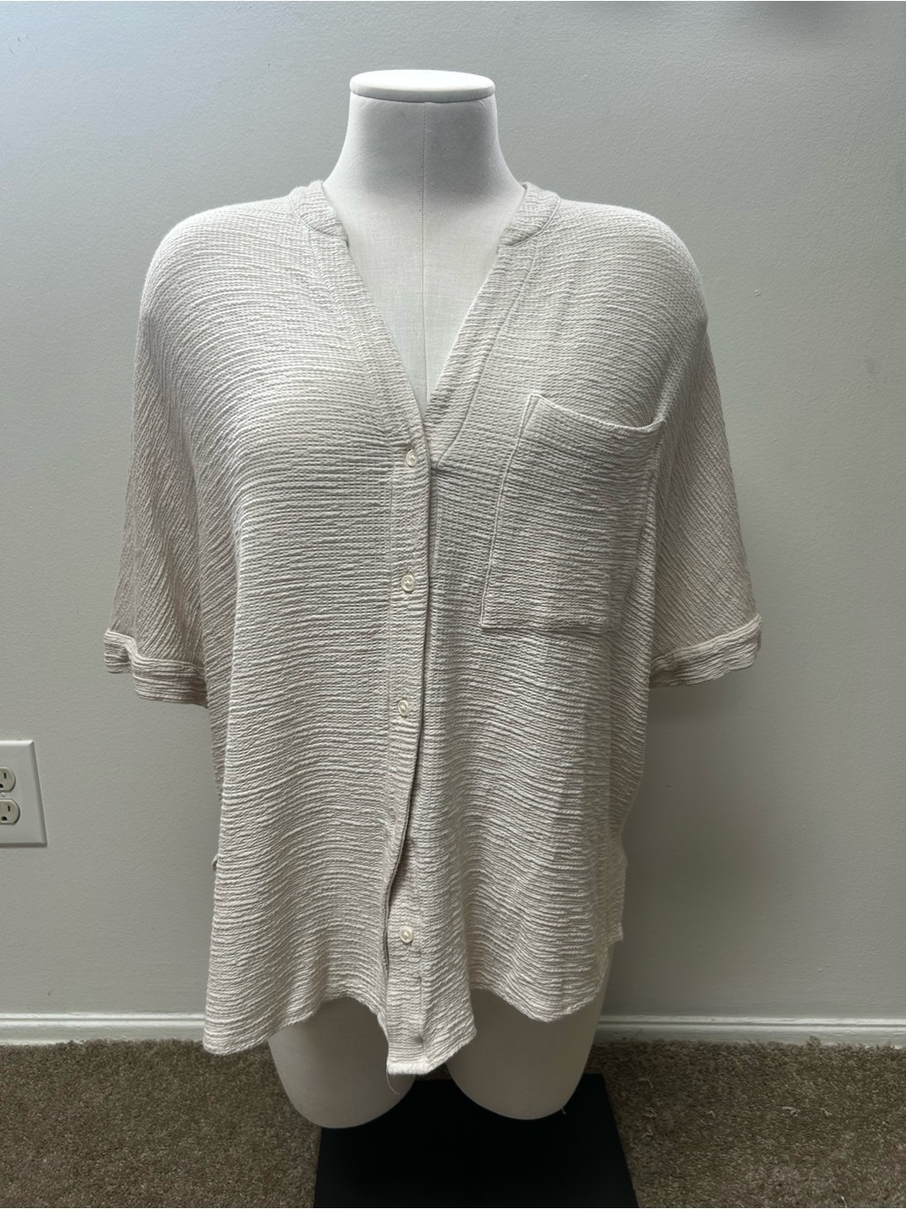 Soma Cream Button-Front Textured Short Sleeve Top